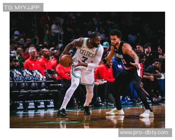 阿夫迪亚缺阵开拓者对决绿军霍勒迪迎战老东家布朗与怀特争锋